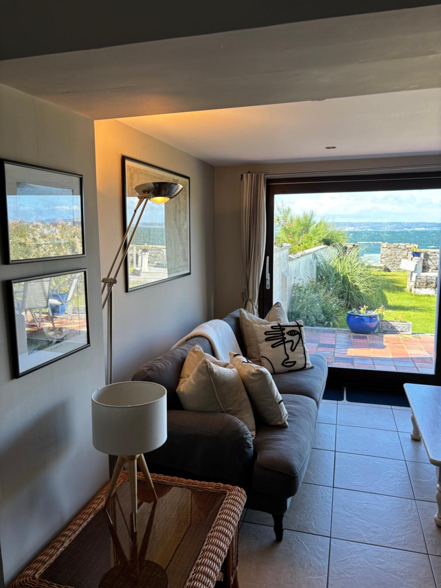 Splash Cottage Beach House With Sea Lapping Garden Бангор Экстерьер фото